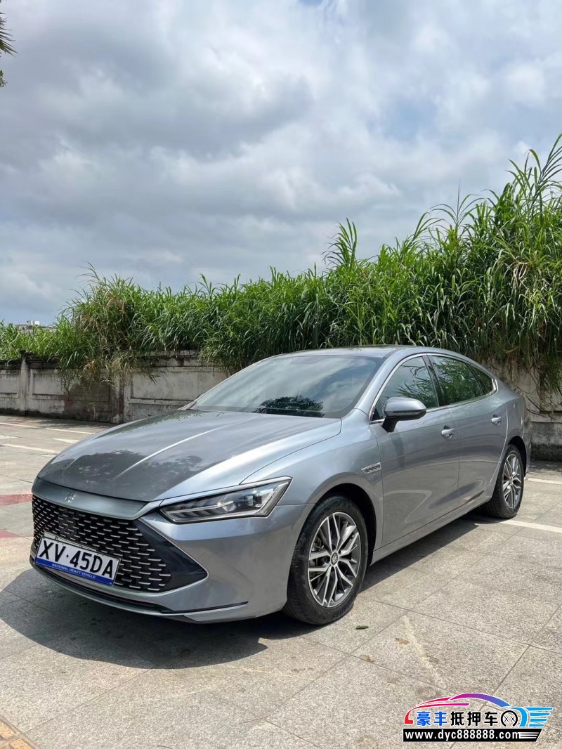 22年比亚迪秦轿车抵押车出售