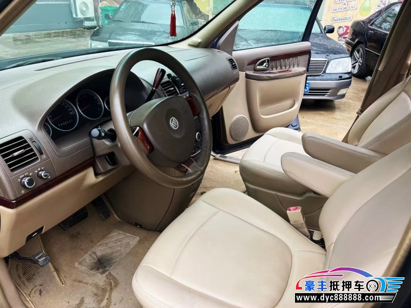 07年别克GL8轿车抵押车出售