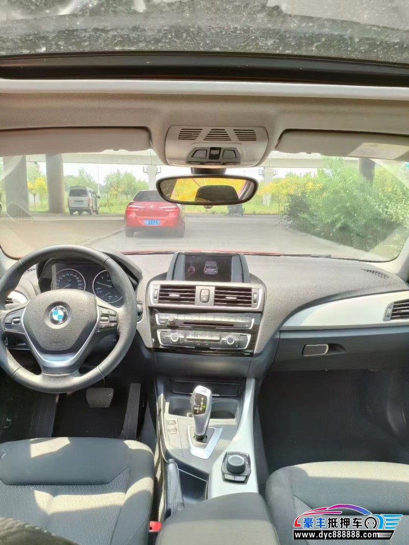 16年宝马1系轿车抵押车出售