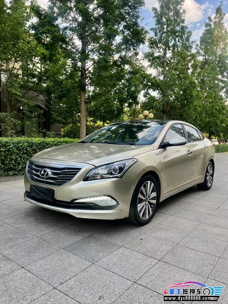 17年现代名图轿车抵押车出售