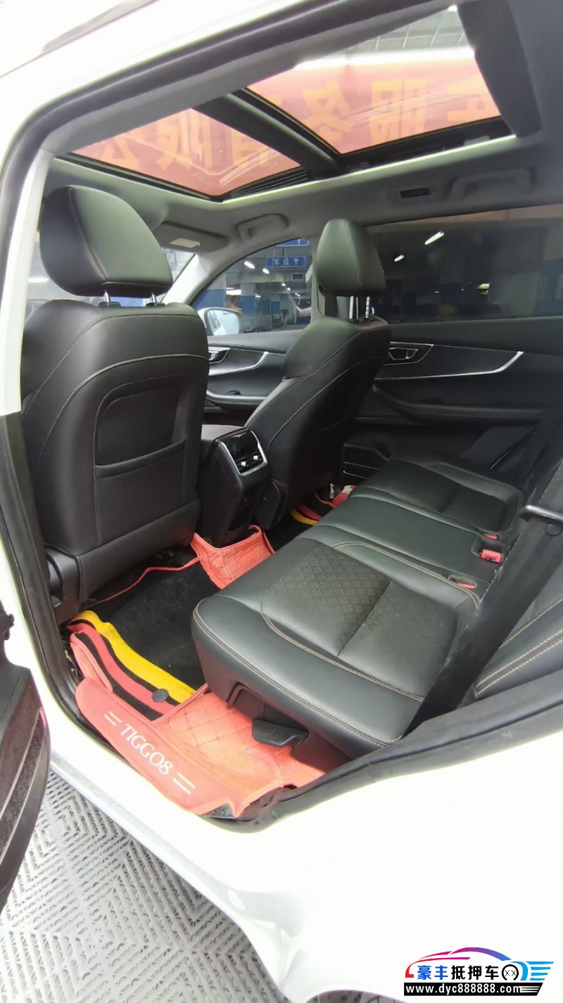 20年奇瑞瑞虎8轿车抵押车出售