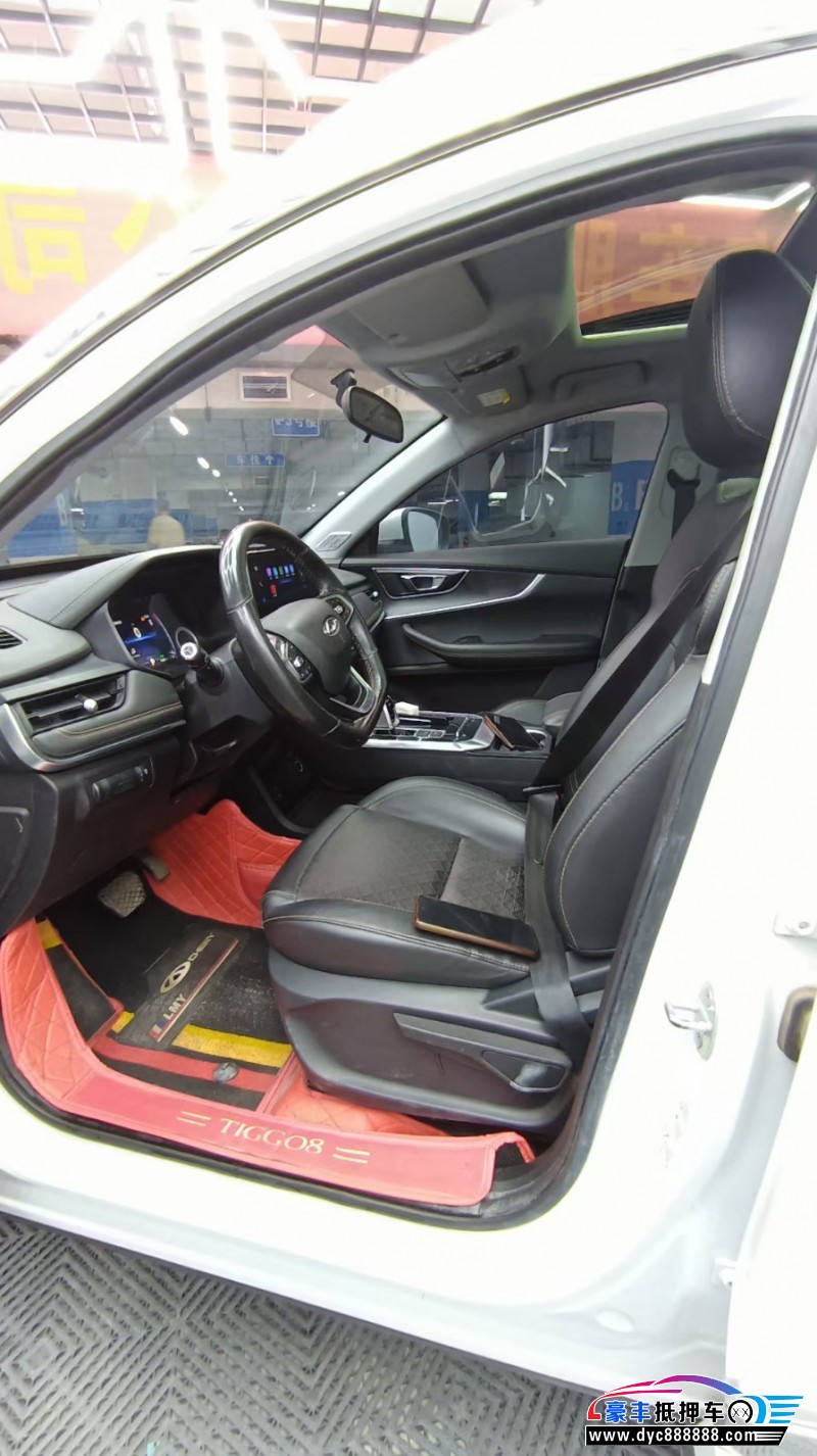 20年奇瑞瑞虎8轿车抵押车出售