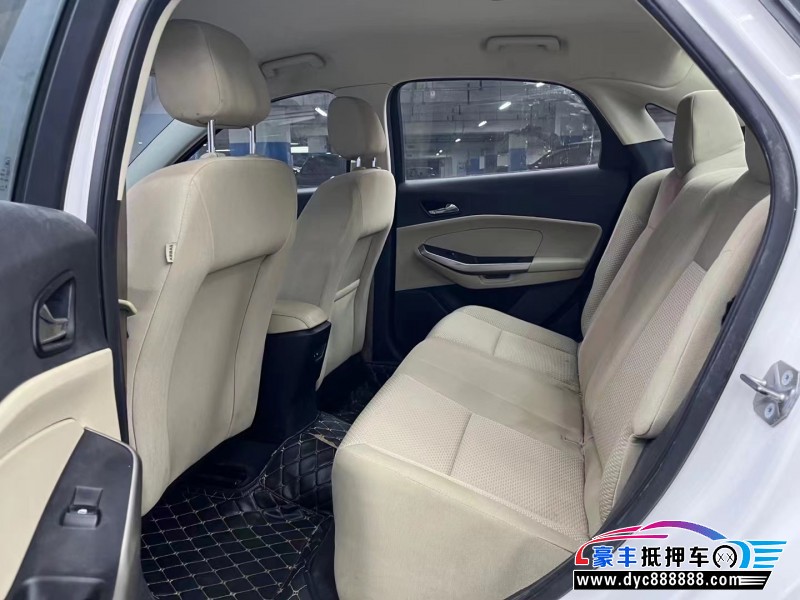 18年福特福睿斯轿车抵押车出售