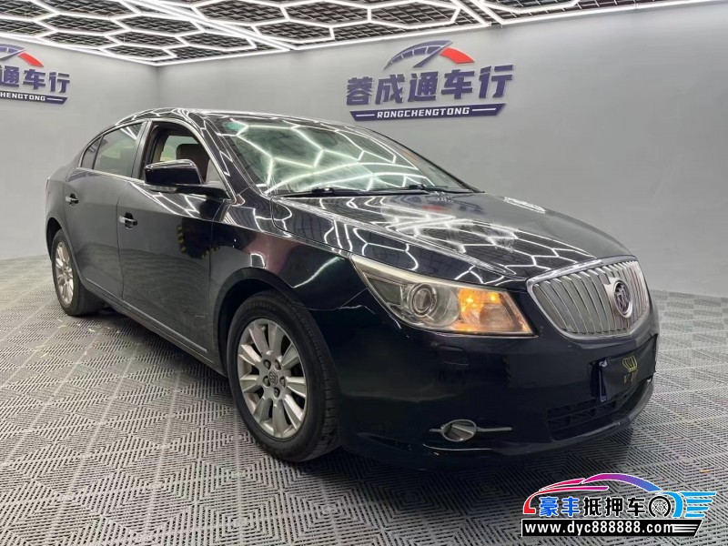 10年别克君越轿车抵押车出售