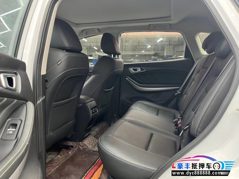 21年奇瑞瑞虎7轿车抵押车出售