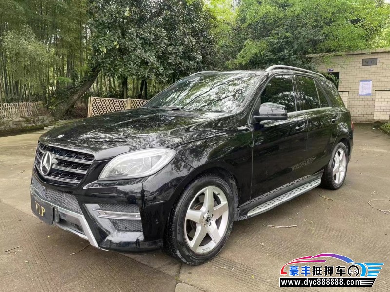 13年奔驰ML轿车抵押车出售