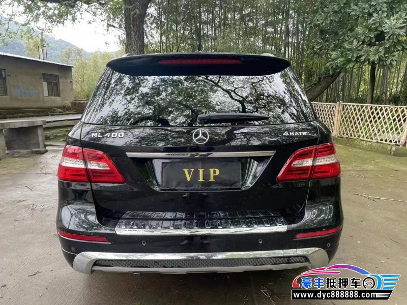 13年奔驰ML轿车抵押车出售