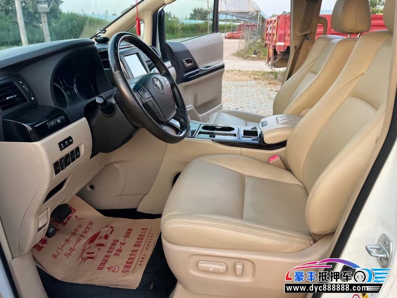 12年丰田埃尔法MPV抵押车出售