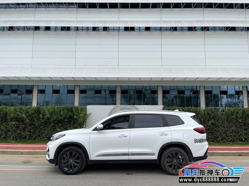 20年奇瑞瑞虎8SUV抵押车出售