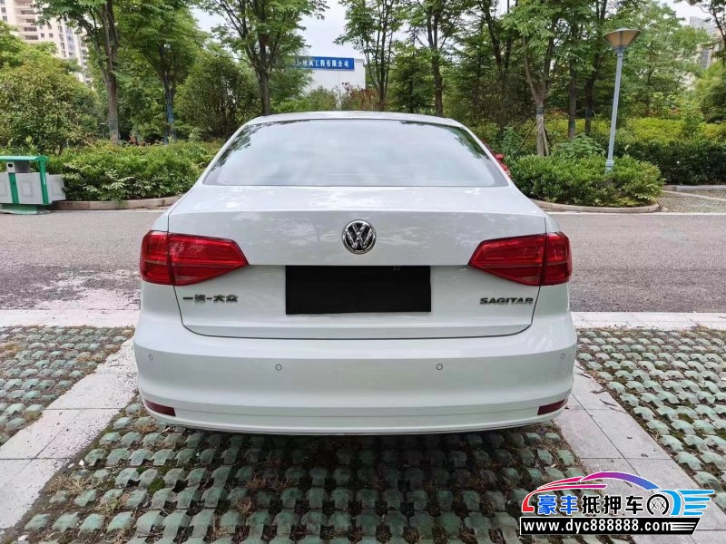 17年大众速腾轿车抵押车出售