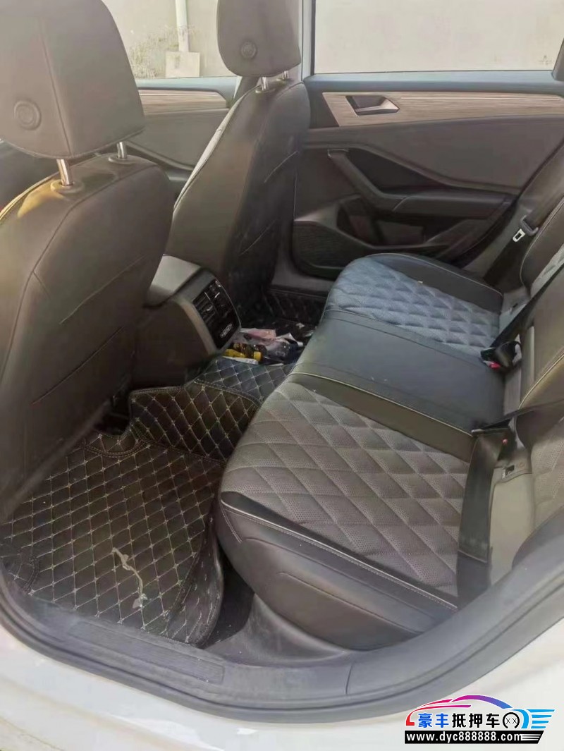 23年大众速腾轿车抵押车出售