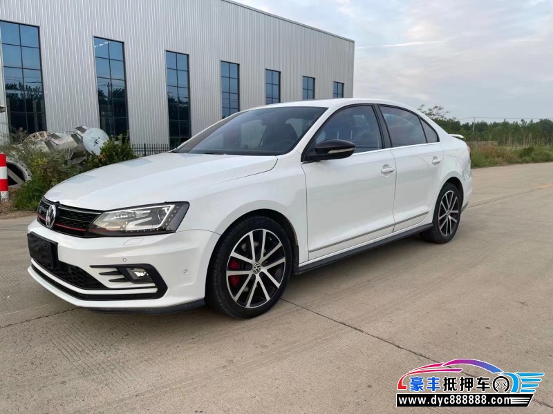 17年大众速腾轿车抵押车出售