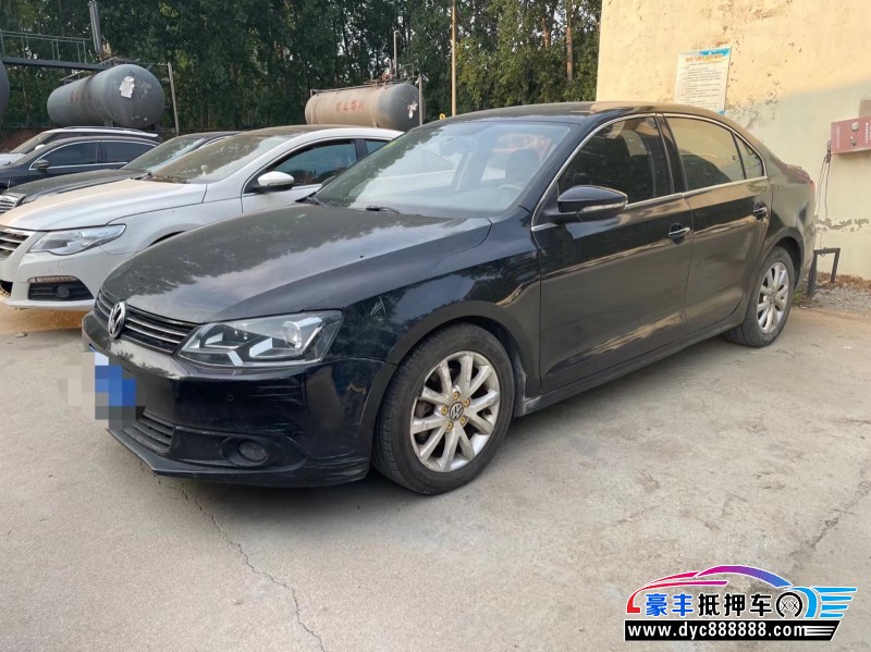 13年大众速腾轿车抵押车出售