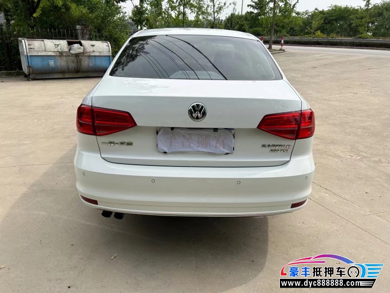 16年大众速腾轿车抵押车出售