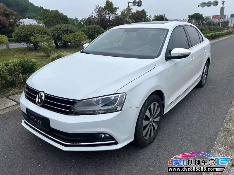 18年大众速腾轿车抵押车出售