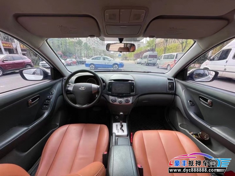 15年现代悦动轿车抵押车出售