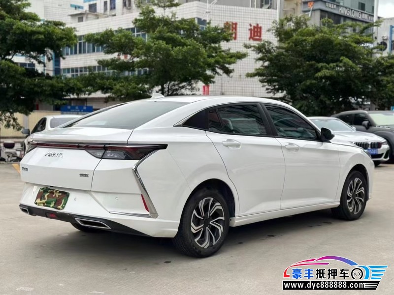 22年东风风神奕炫轿车抵押车出售