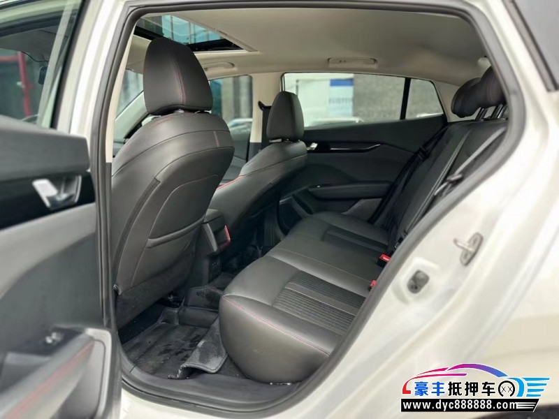 22年东风风神奕炫轿车抵押车出售