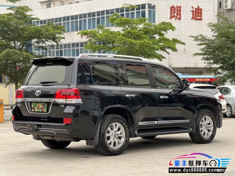 17年丰田兰德酷路泽轿车抵押车出售