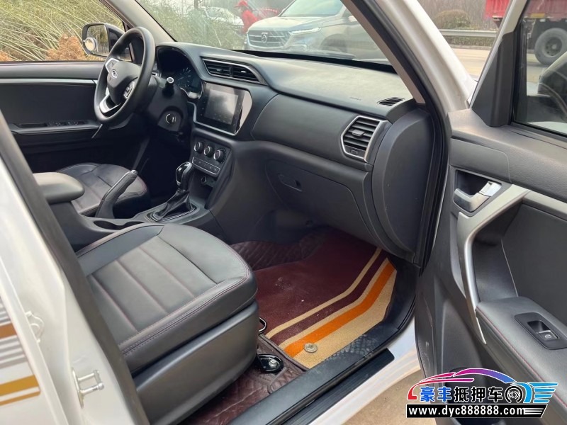 21年奇瑞瑞虎3SUV抵押车出售