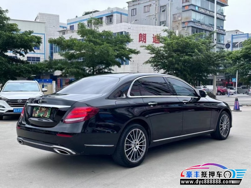 20年奔驰E级轿车抵押车出售