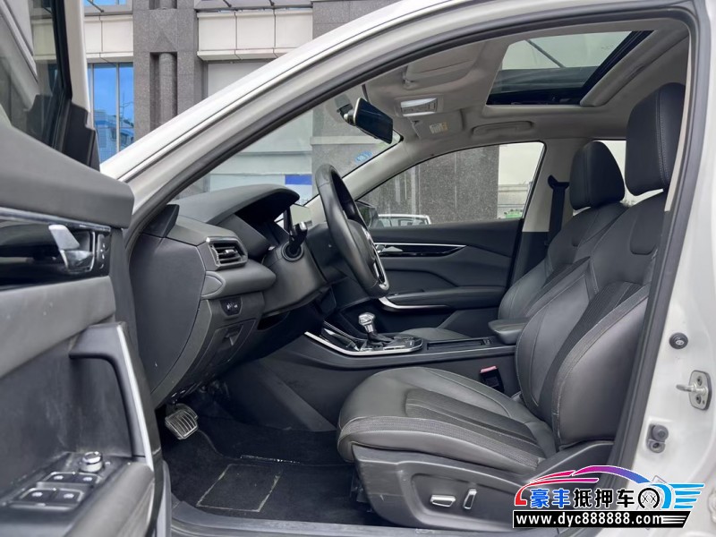 19年东风风神奕炫轿车抵押车出售