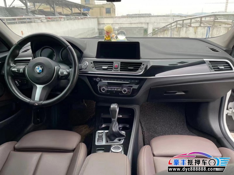 19年宝马1系轿车抵押车出售