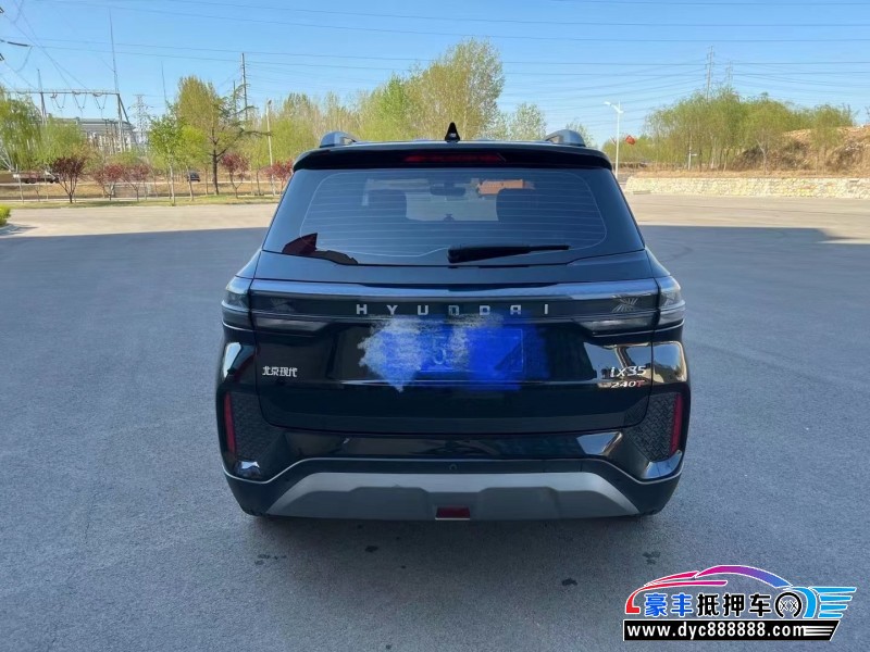 21年现代ix35轿车抵押车出售