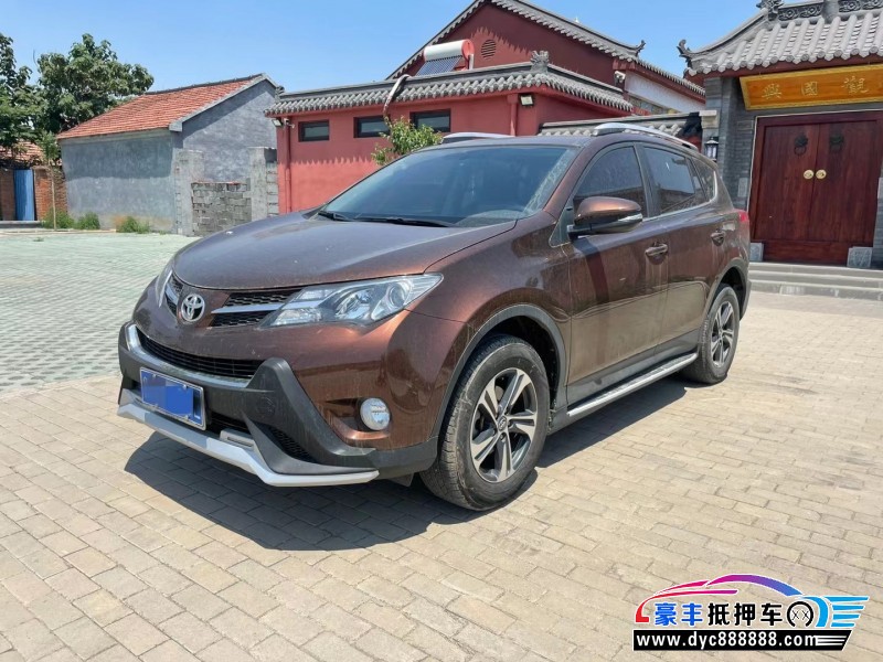 15年丰田RAV4轿车抵押车出售