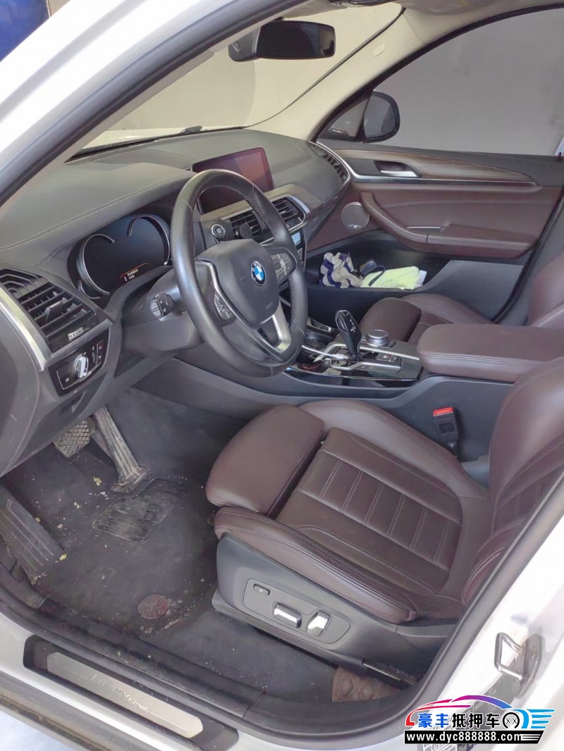 19年宝马X3轿车抵押车出售