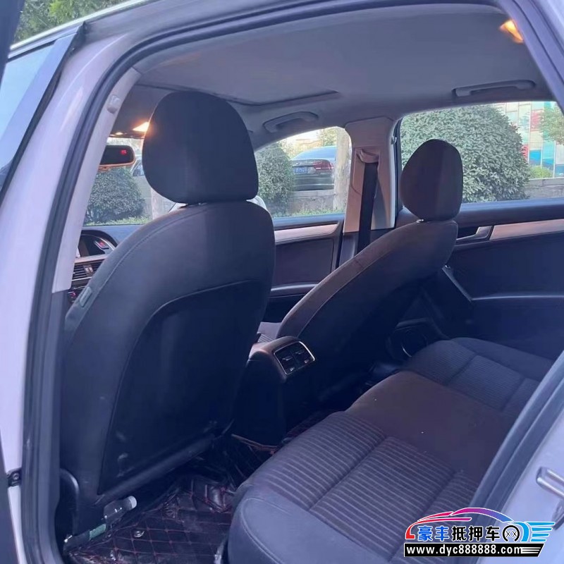 16年奥迪A4轿车抵押车出售