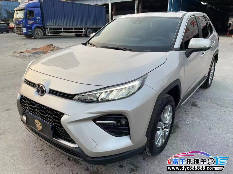 22年丰田威兰达轿车抵押车出售