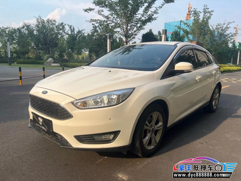 16年福特福克斯轿车抵押车出售