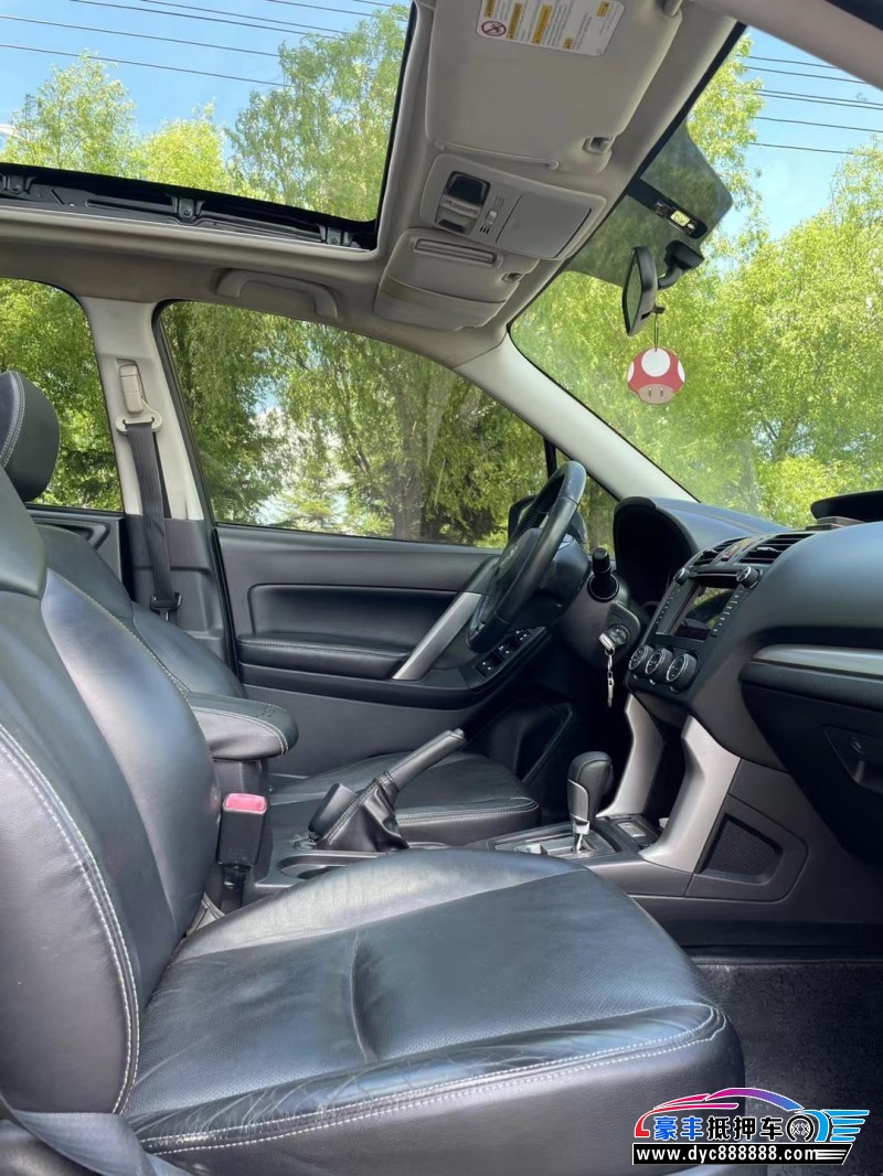 14年斯巴鲁森林人SUV抵押车出售