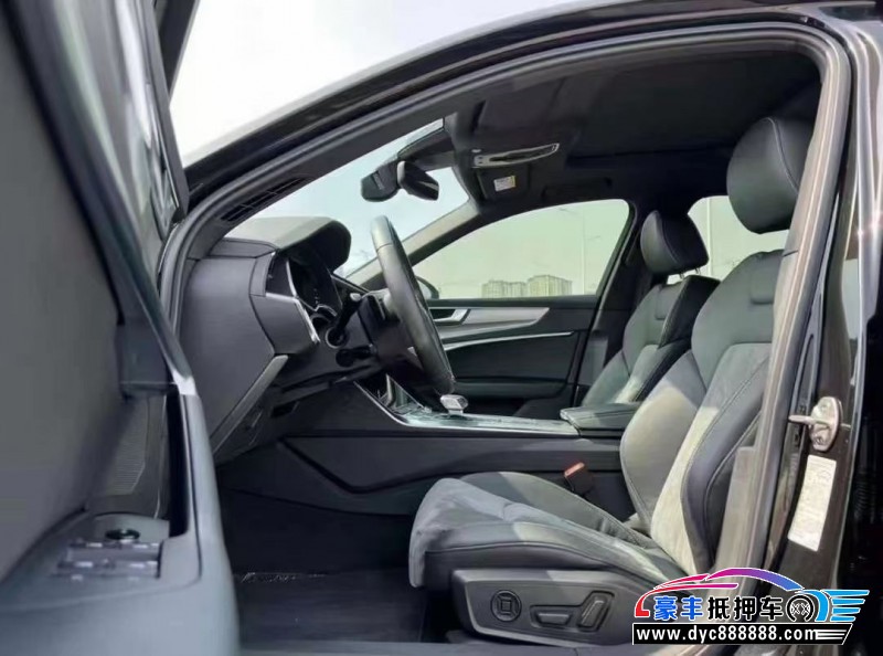 20年奥迪A6轿车抵押车出售