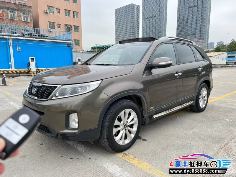 14年起亚索兰托轿车抵押车出售