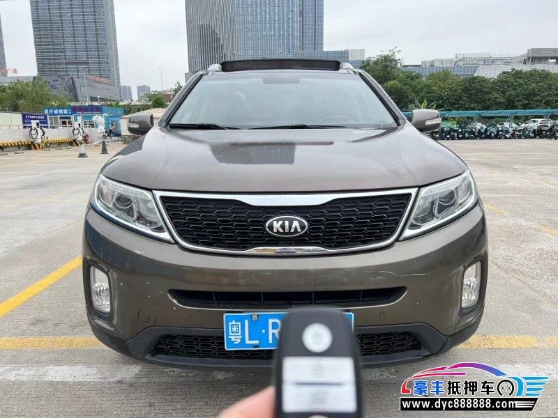 14年起亚索兰托轿车抵押车出售