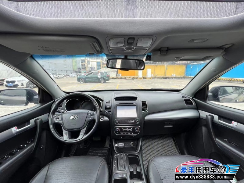 14年起亚索兰托轿车抵押车出售