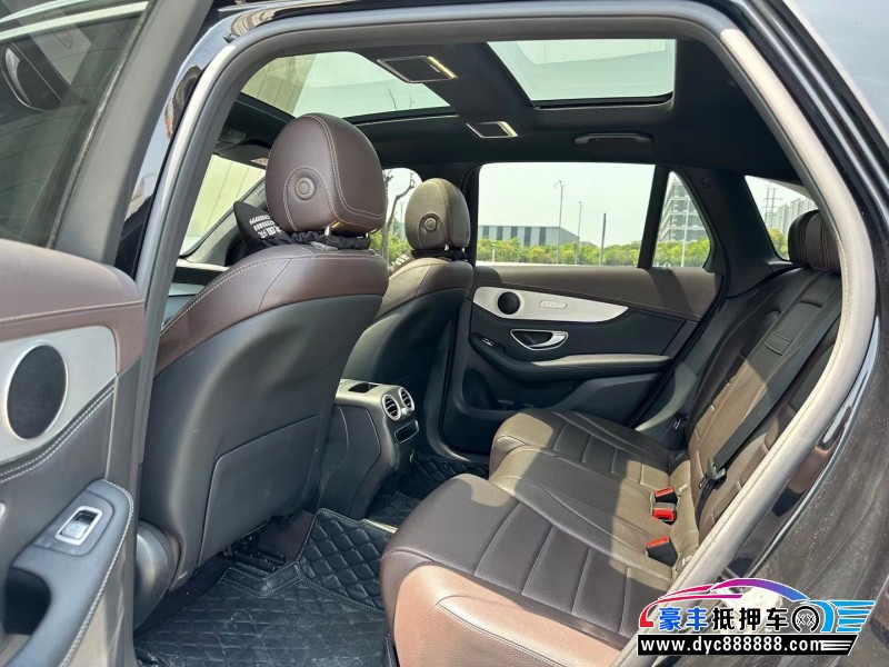 20年奔驰GLC轿车抵押车出售