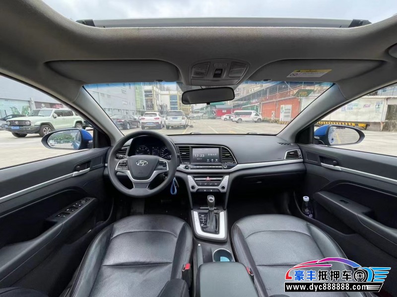 16年现代领动轿车抵押车出售