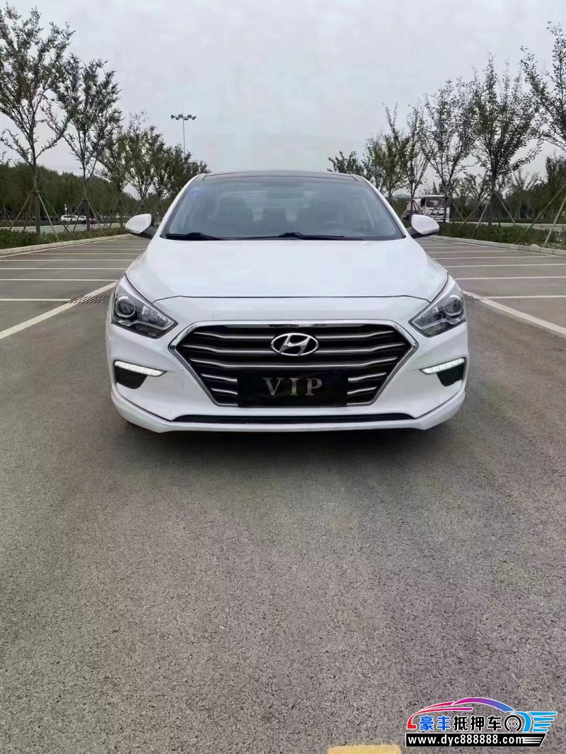 19年现代名图轿车抵押车出售