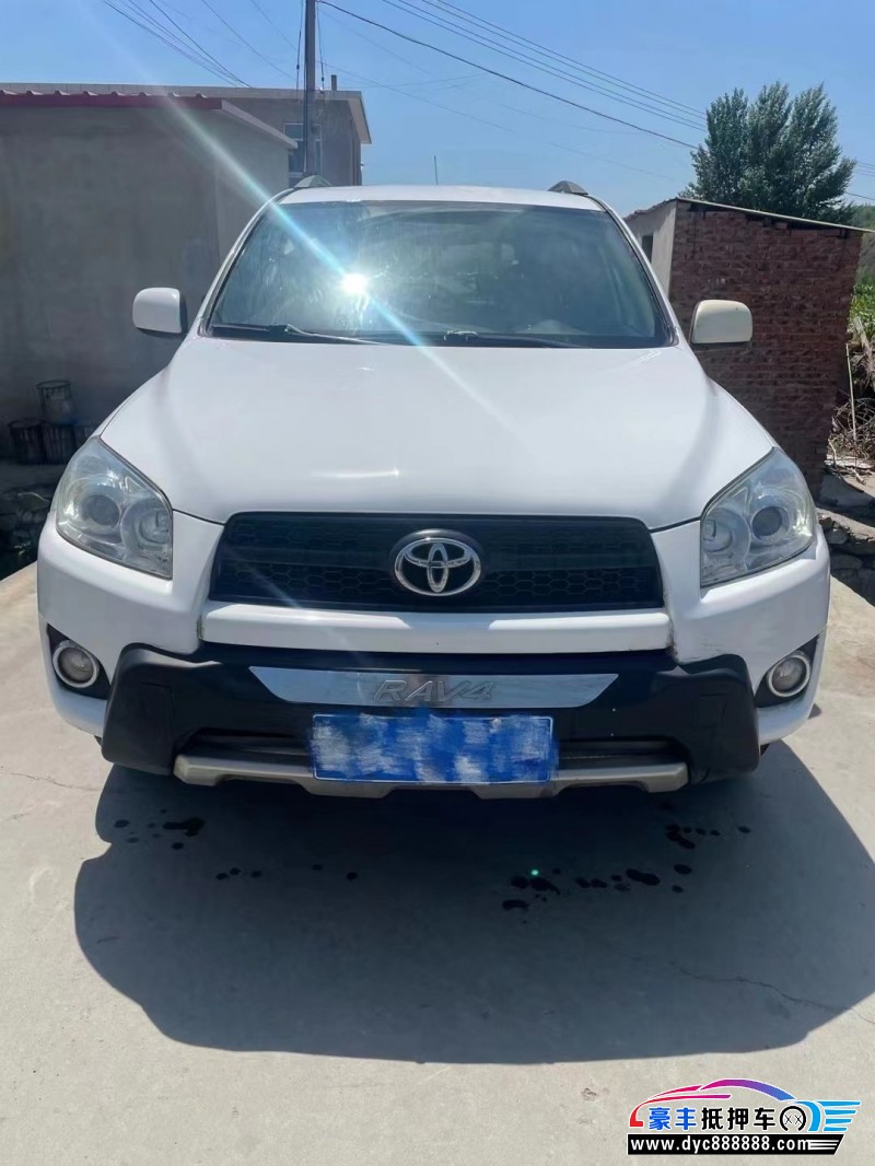 13年丰田RAV4荣放轿车抵押车出售