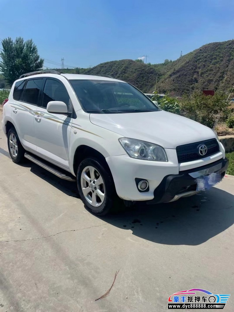 13年丰田RAV4荣放轿车抵押车出售