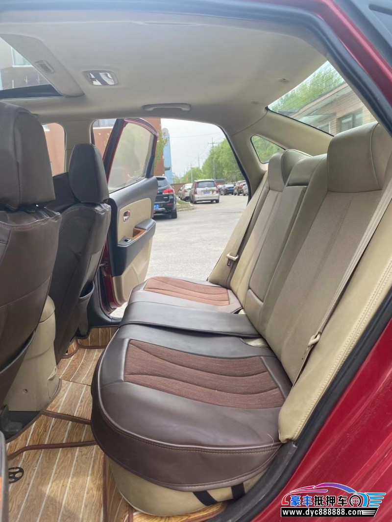 11年现代悦动轿车抵押车出售