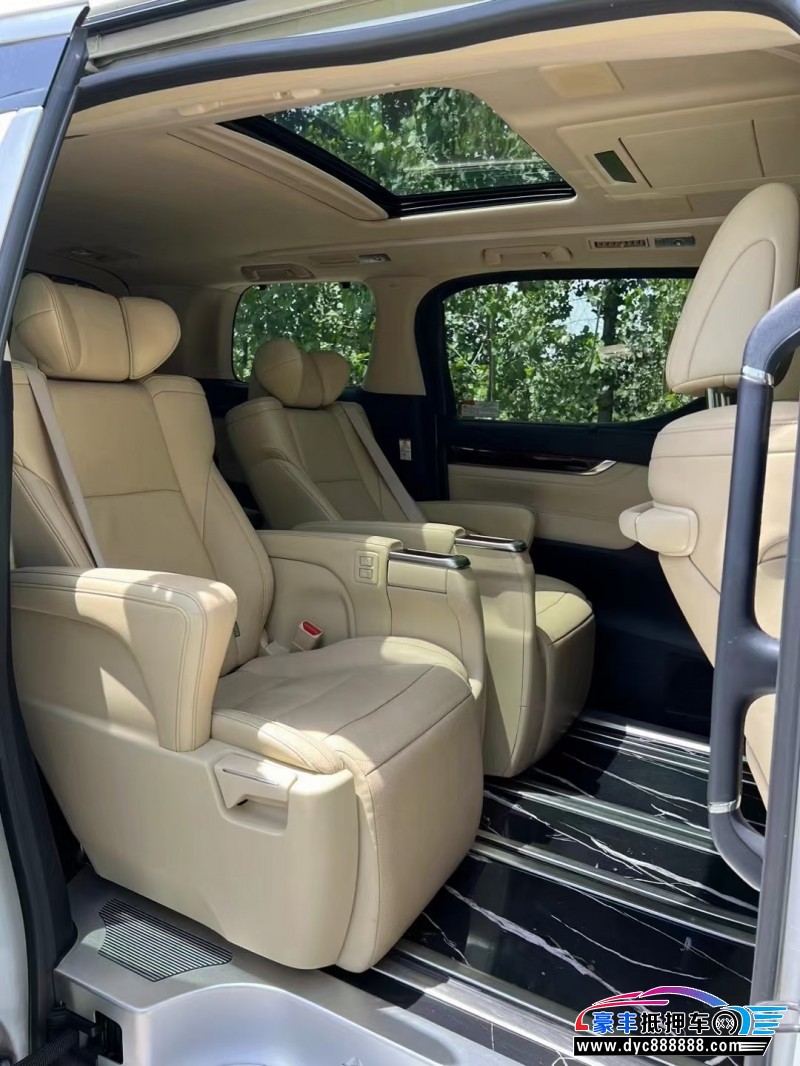 16年丰田埃尔法MPV抵押车出售