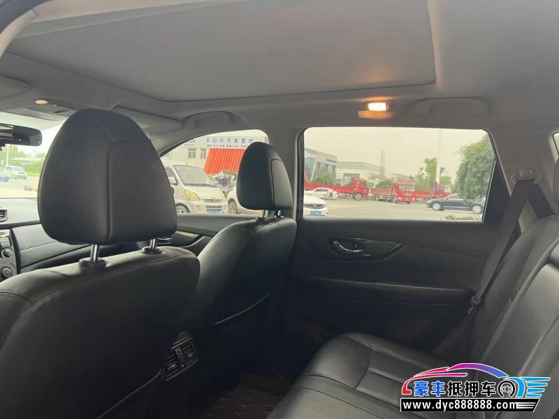 18年日产奇骏轿车抵押车出售