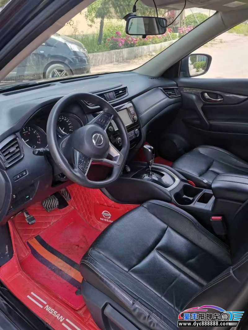 18年日产奇骏轿车抵押车出售