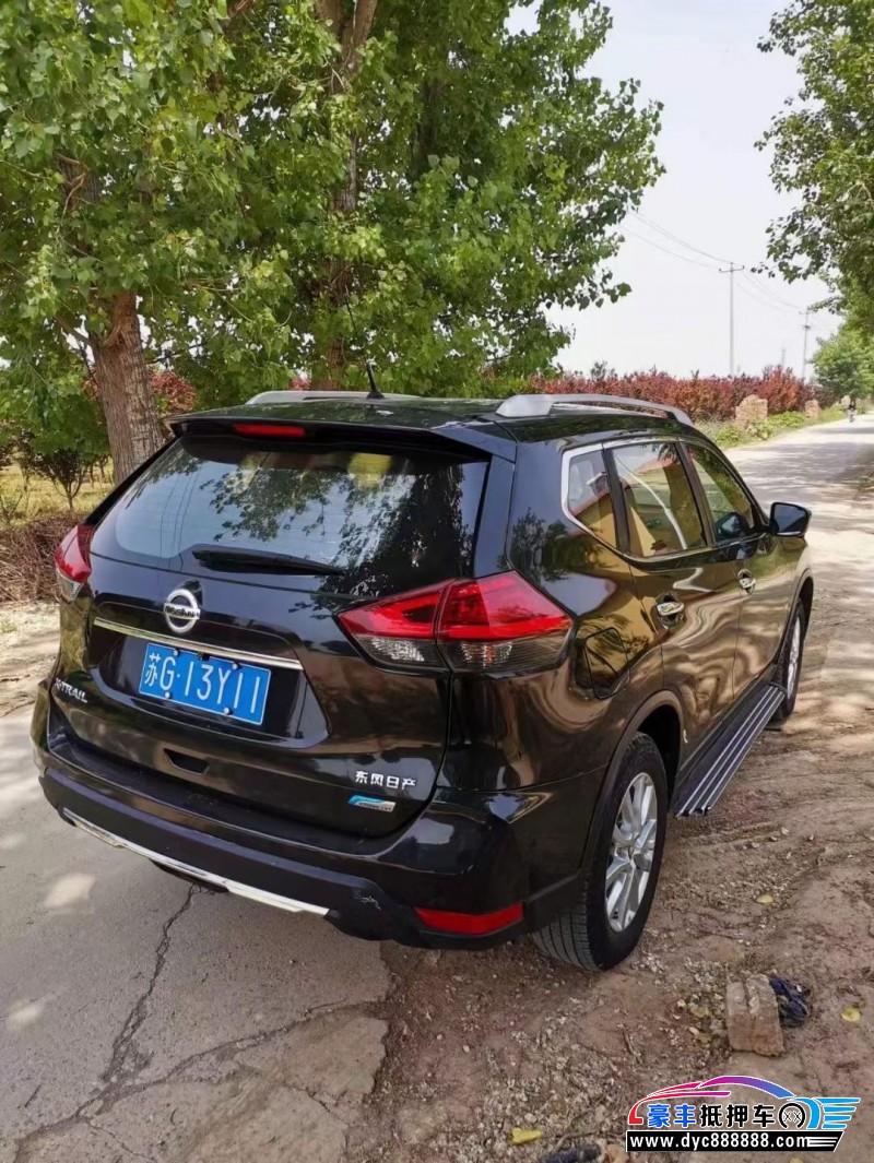 18年日产奇骏轿车抵押车出售