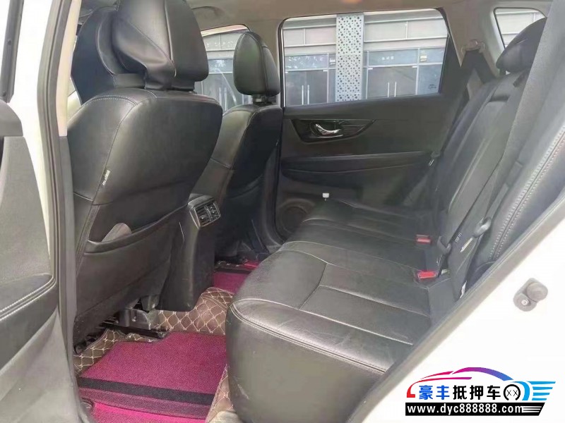 19年日产奇骏轿车抵押车出售