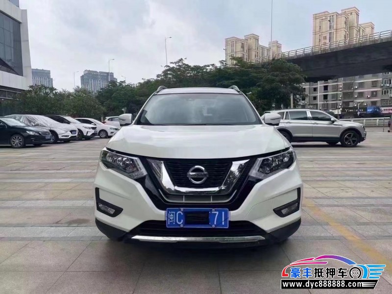 19年日产奇骏轿车抵押车出售